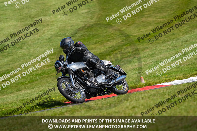 Vintage motorcycle club;eventdigitalimages;mallory park;mallory park trackday photographs;no limits trackdays;peter wileman photography;trackday digital images;trackday photos;vmcc festival 1000 bikes photographs